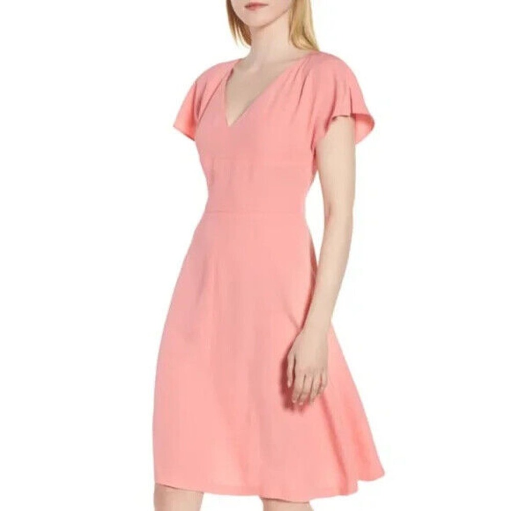 Lewit Crepe V Neck Fit & Flare Short Sleeve Coral Dress Size 6 NWOT